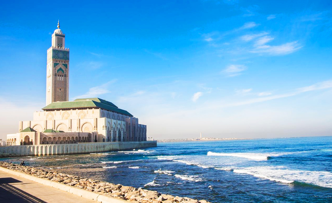 1575981438-casablanca